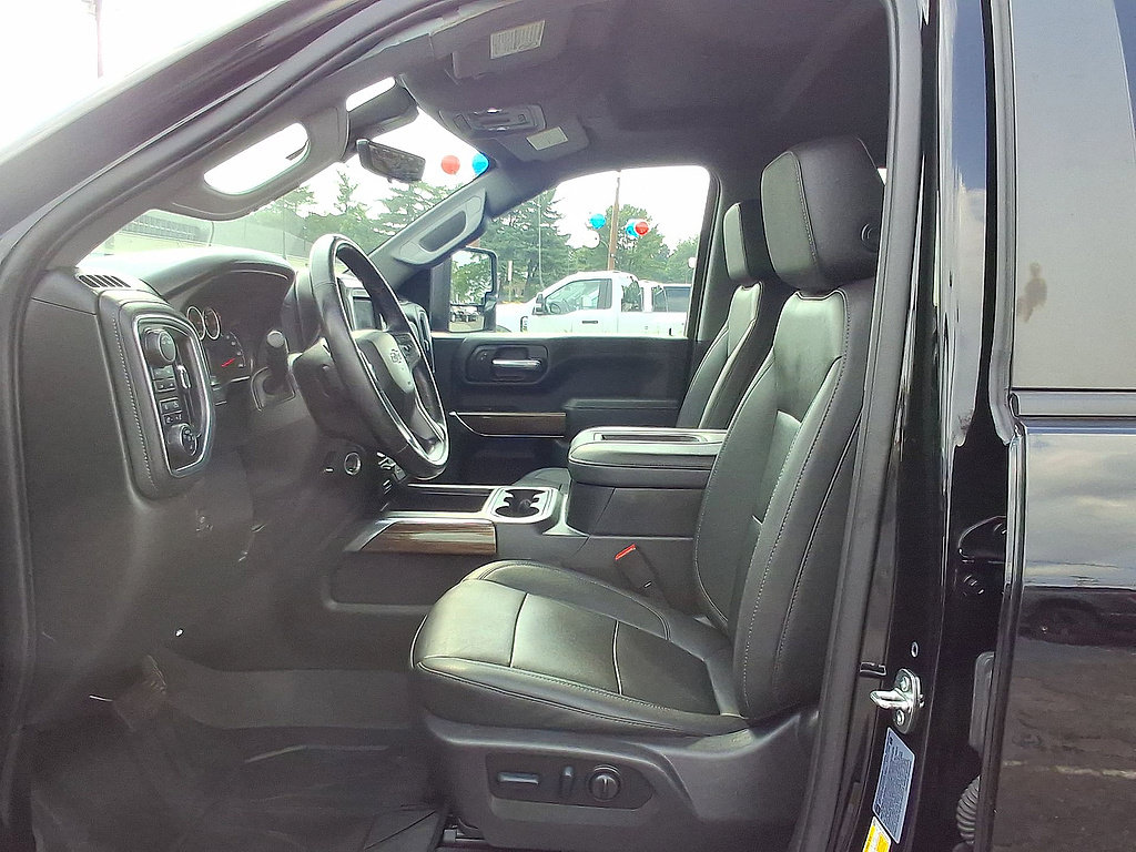 Used 2022 Chevrolet Silverado 2500 LT w/ Midnight Edition AWD/4WD image 17