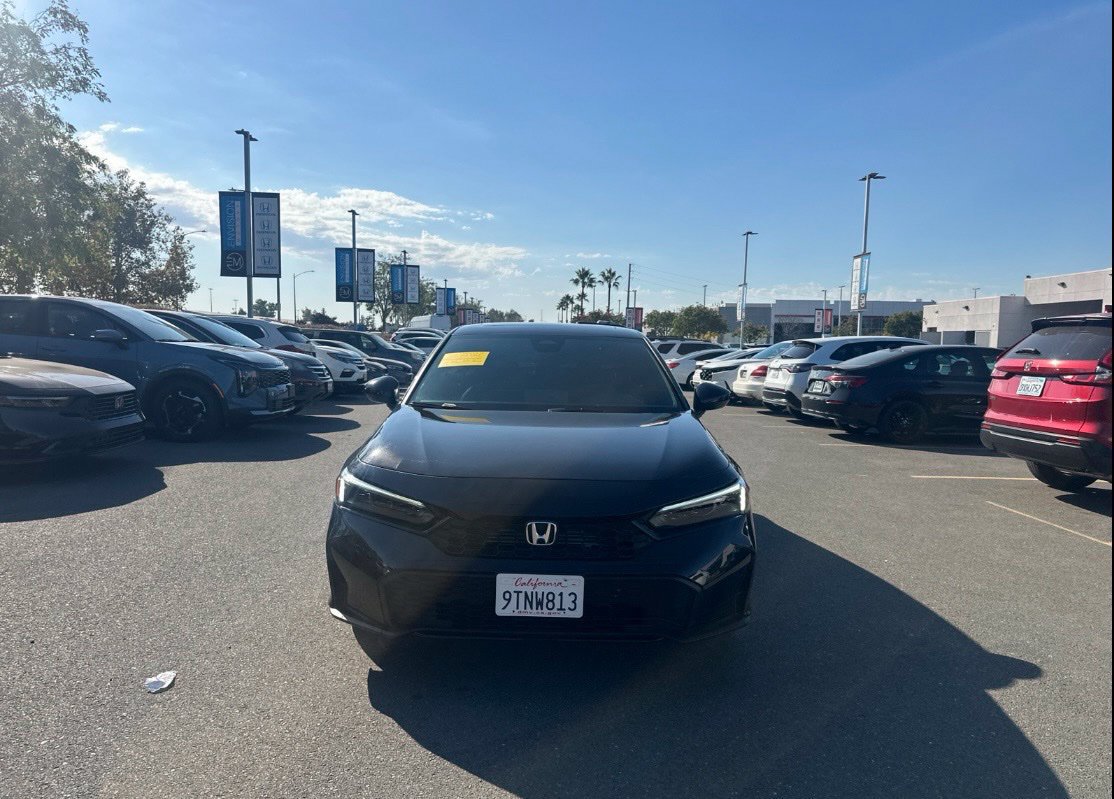 Used 2025 Honda Civic Sport image 1
