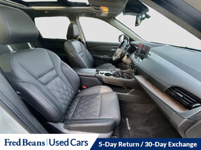 Used 2026 Nissan Rogue Platinum w/ Platinum Premium Package AWD/4WD image 36