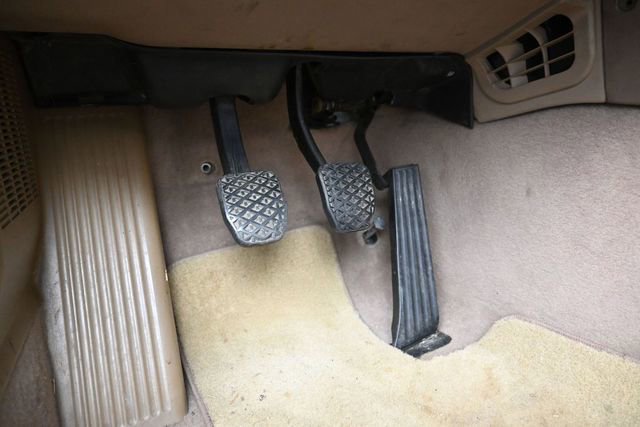 Used 1998 BMW Z3 1.9 RWD image 23