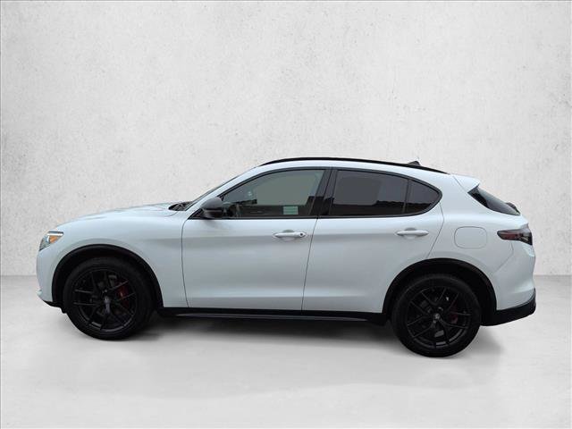 Used 2021 Alfa Romeo Stelvio Ti Sport AWD/4WD image 9