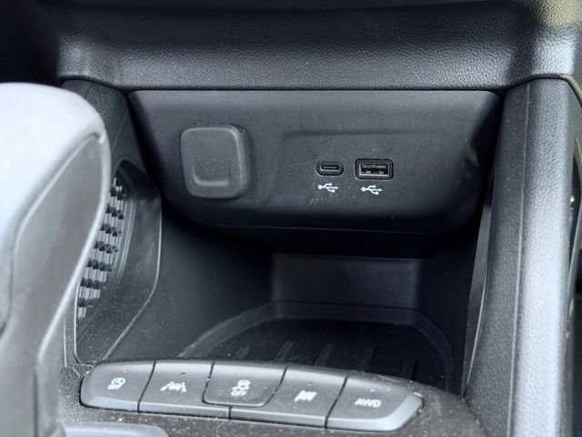 Used 2025 Chevrolet TrailBlazer LT AWD/4WD image 33