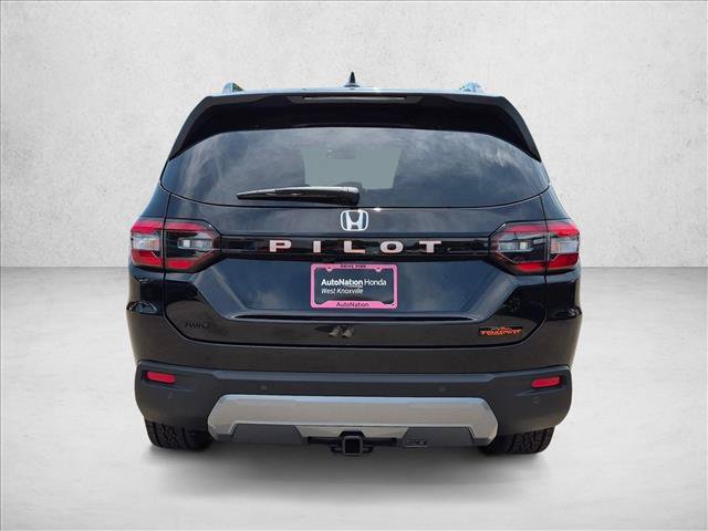 New 2026 Honda Pilot TrailSport image 8