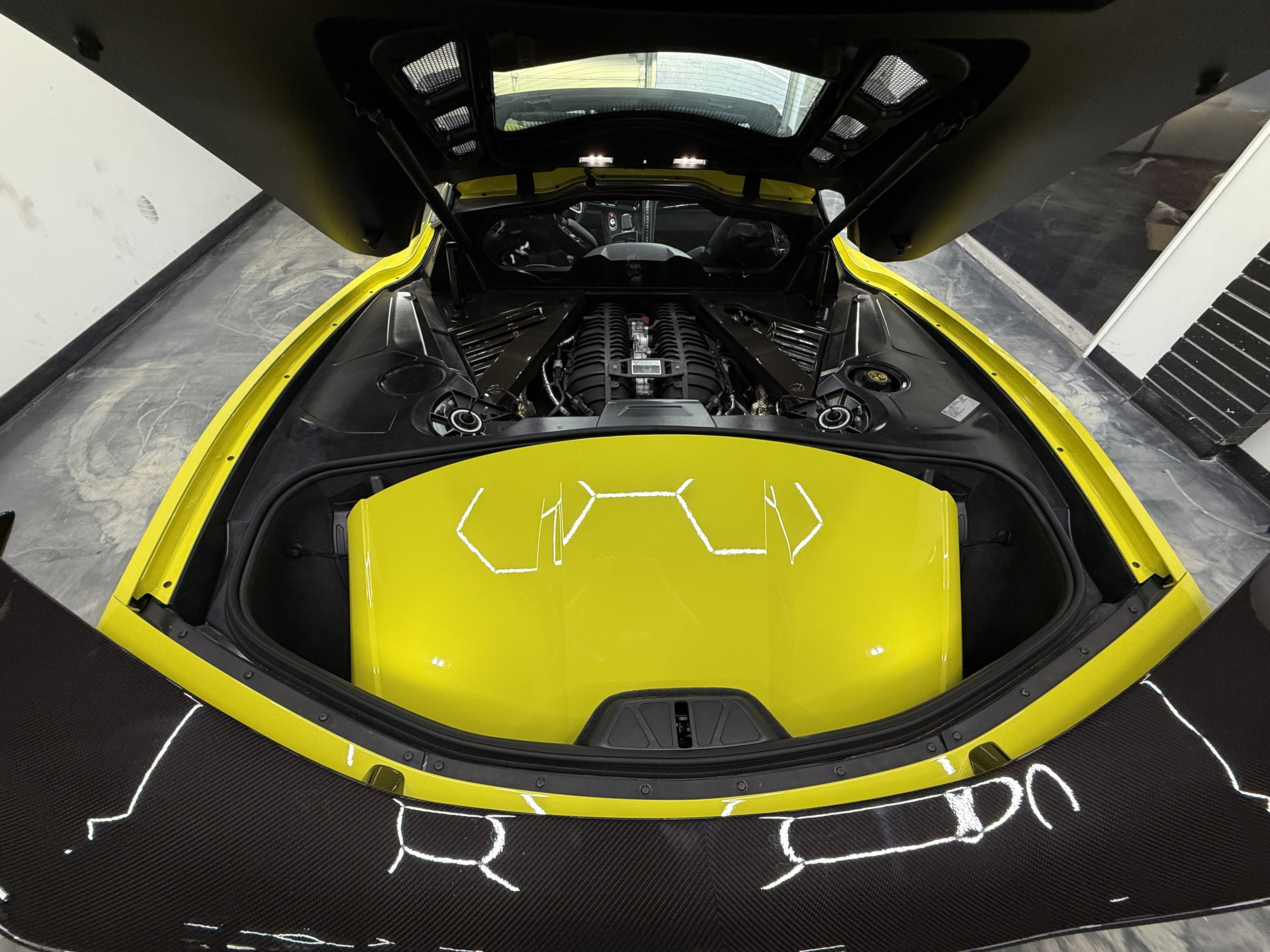 Used 2023 Chevrolet Corvette Z06 w/ Z07 Performance Package RWD image 25