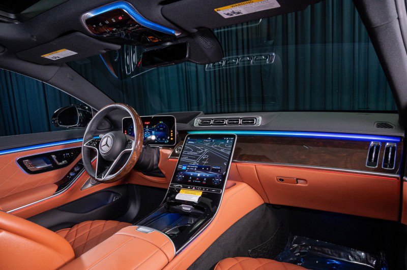 New 2026 Mercedes-Benz S 500 4MATIC image 4