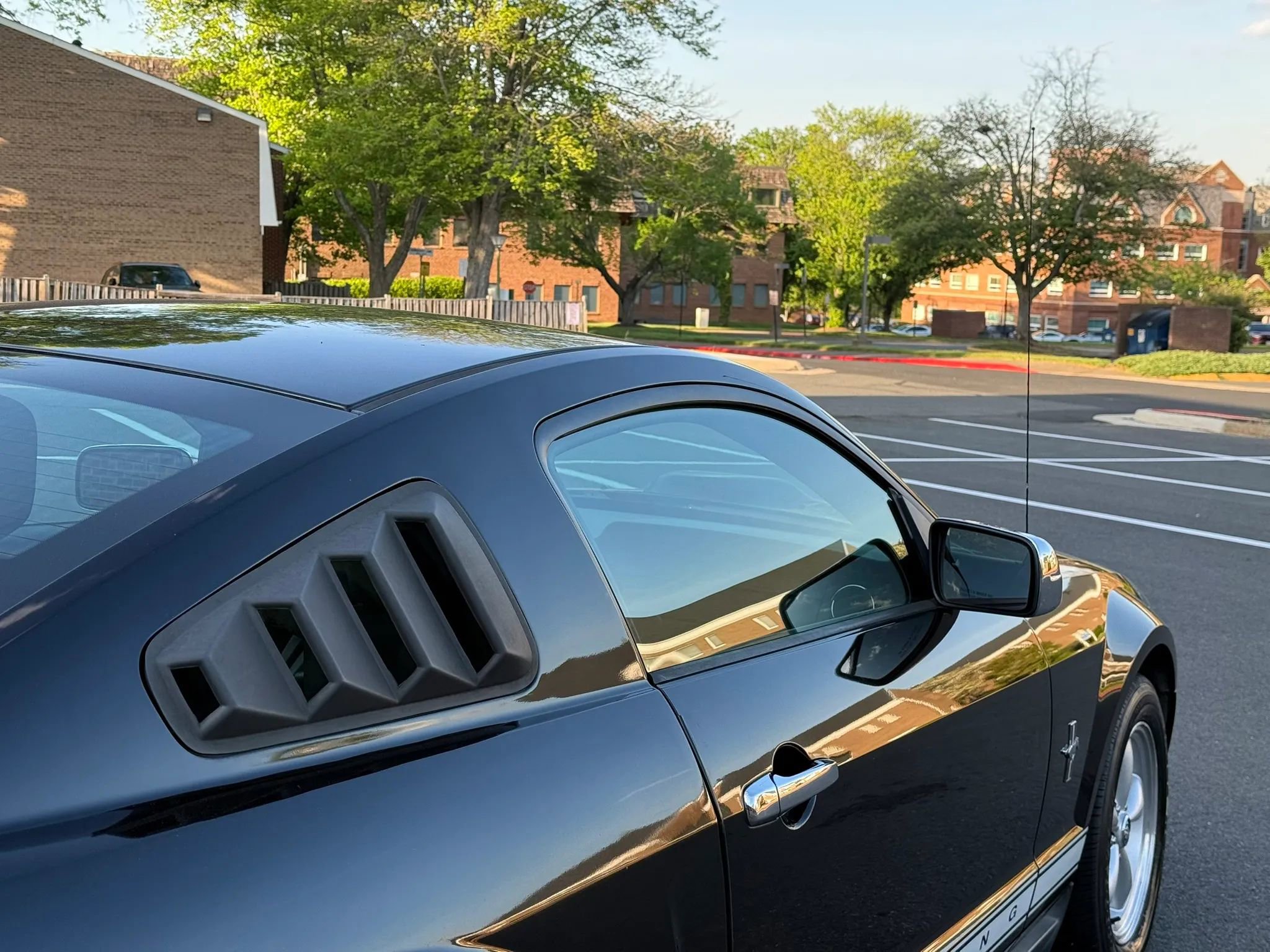 Used 2007 Ford Mustang Coupe RWD image 17