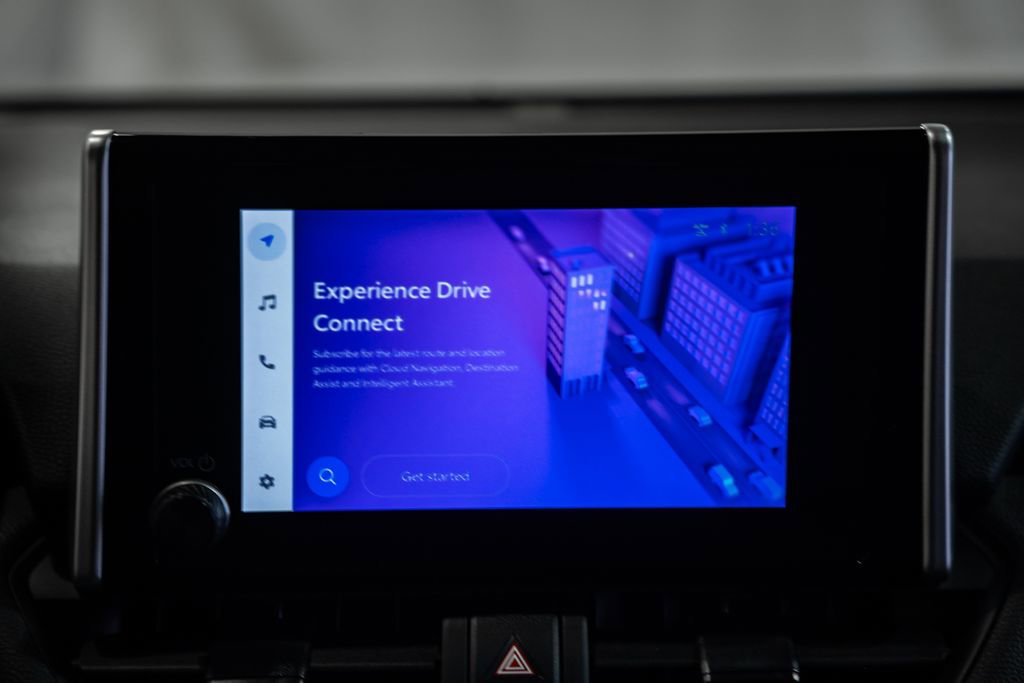 Used 2024 Toyota RAV4 LE image 20