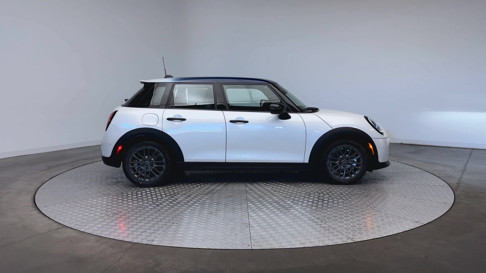 New 2027 MINI Cooper S FWD image 9