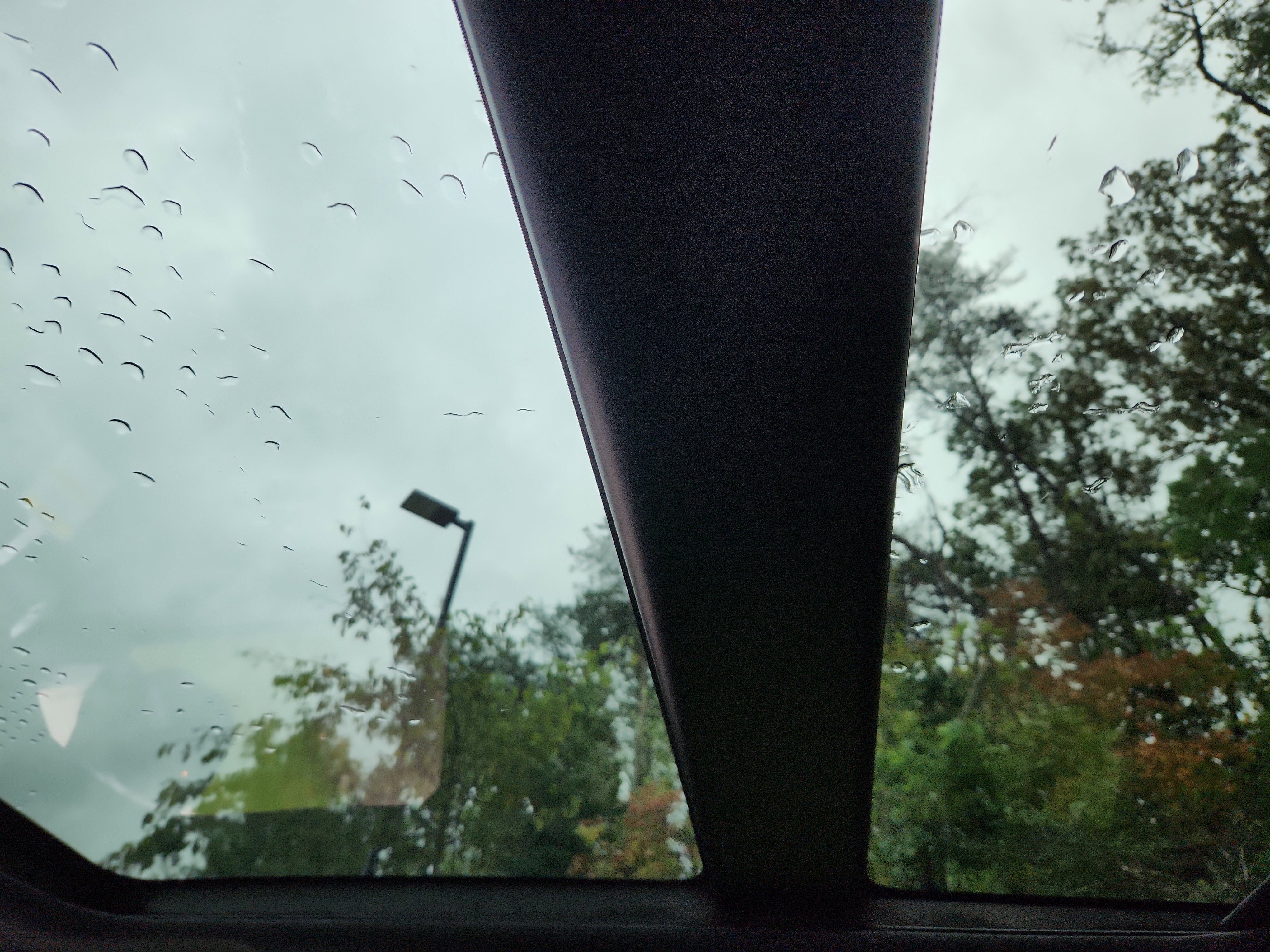 New 2025 Land Rover Range Rover SE image 27