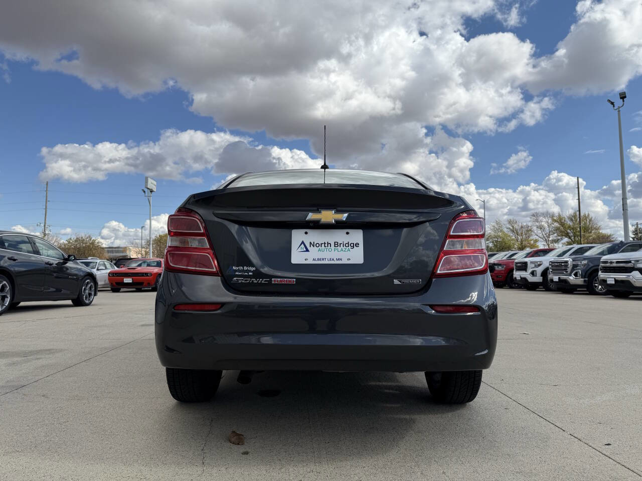 Used 2017 Chevrolet Sonic Premier image 26