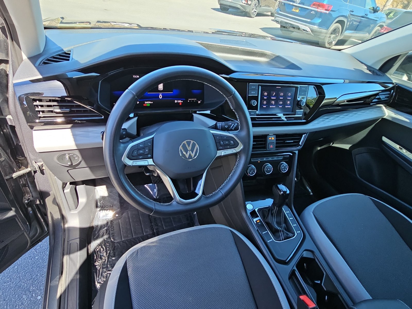 Used 2023 Volkswagen Taos S FWD image 15