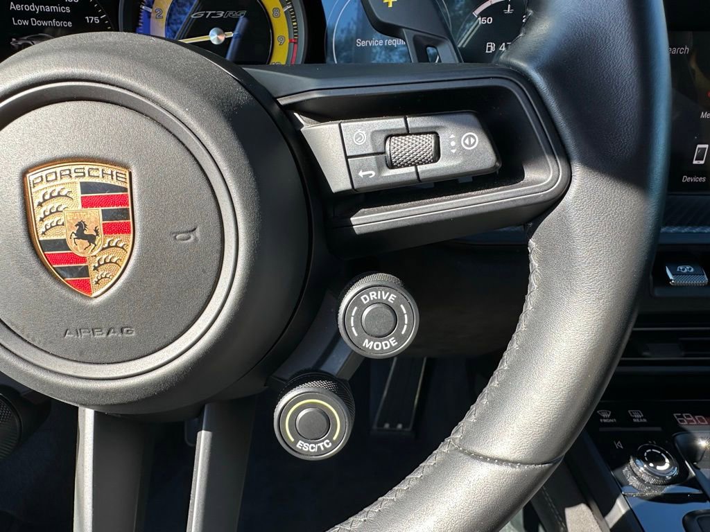 Certified 2025 Porsche 911 GT3 RS RWD image 17