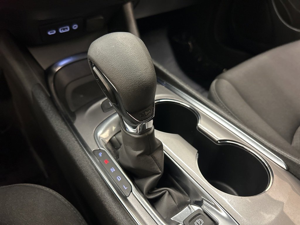 Used 2024 Chevrolet Malibu LT image 23