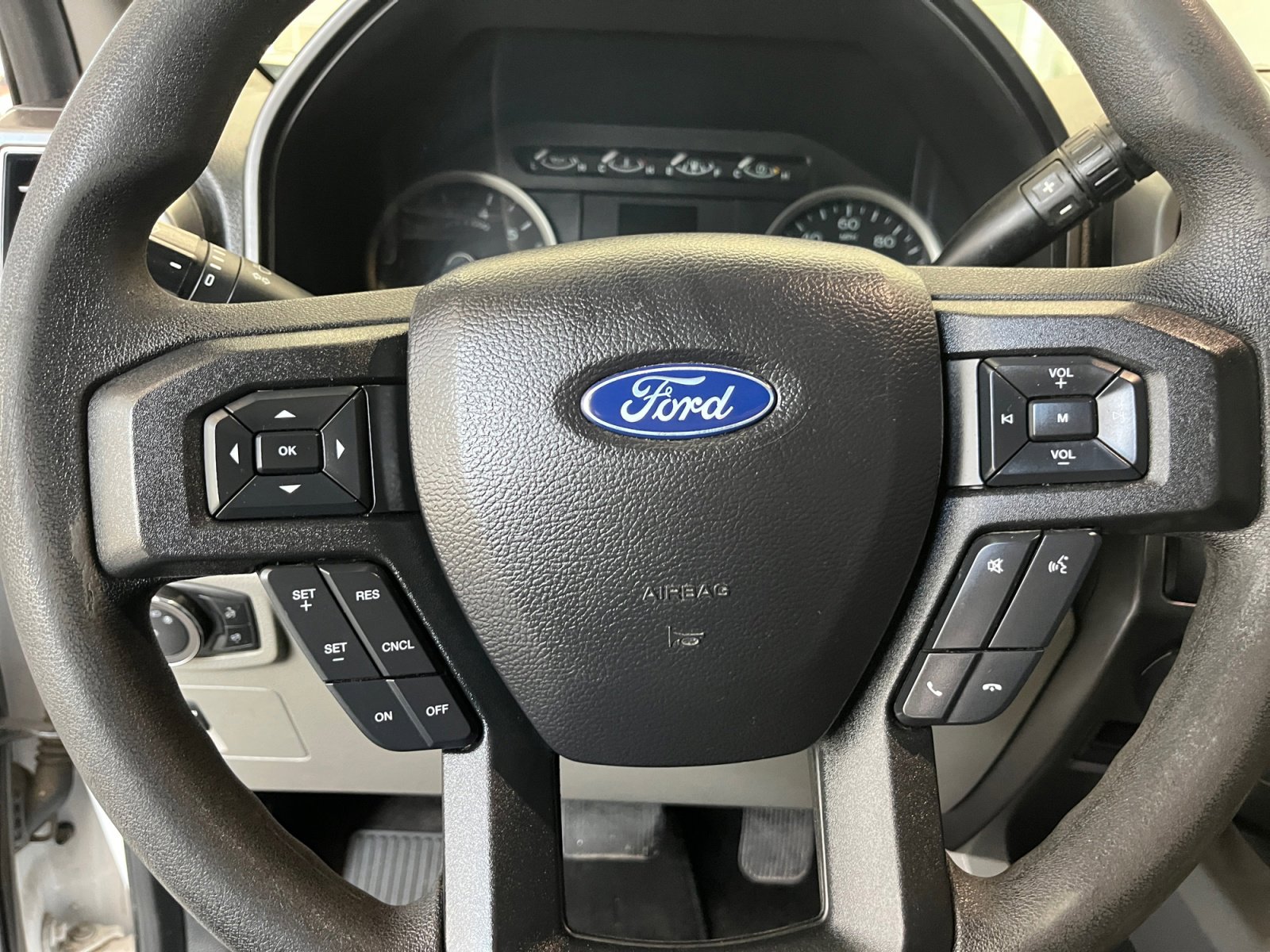 Used 2020 Ford F150 XLT image 21