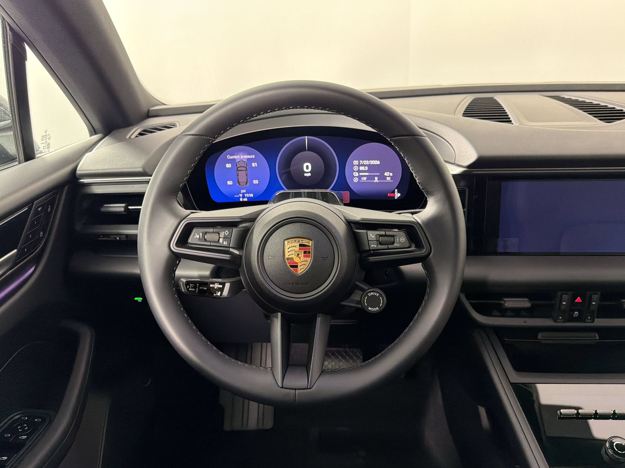 New 2026 Porsche Macan Electric RWD image 11