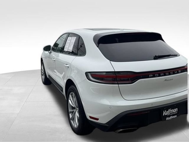 Used 2025 Porsche Macan AWD/4WD image 5