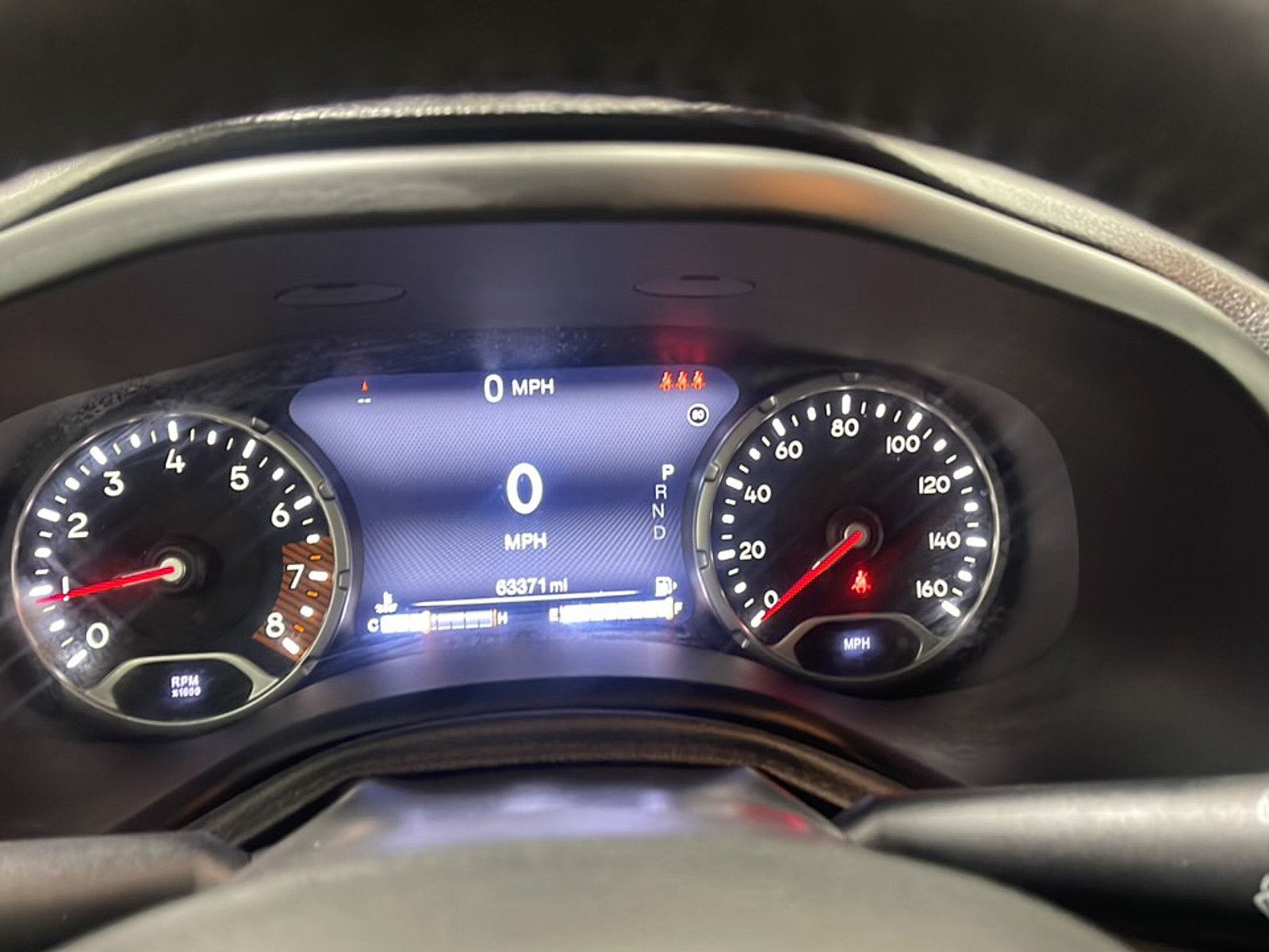 Used 2019 Jeep Renegade Limited w/ UConnect 8.4 Nav Group AWD/4WD image 5