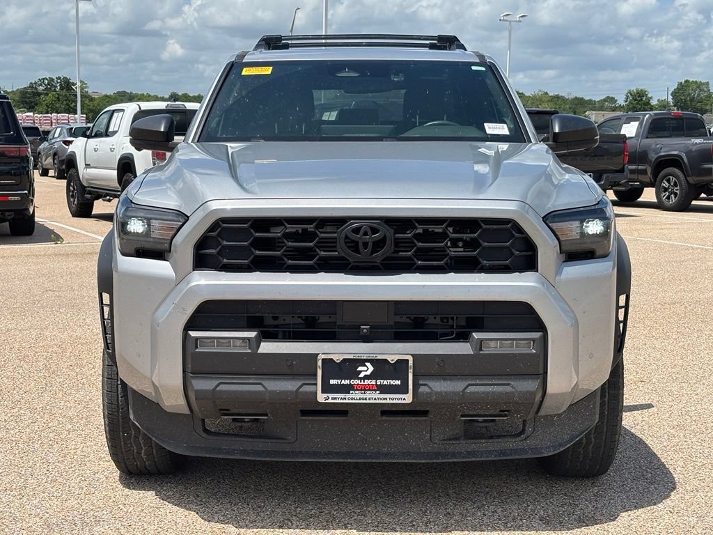 Used 2025 Toyota 4Runner TRD Off-Road Premium AWD/4WD image 3