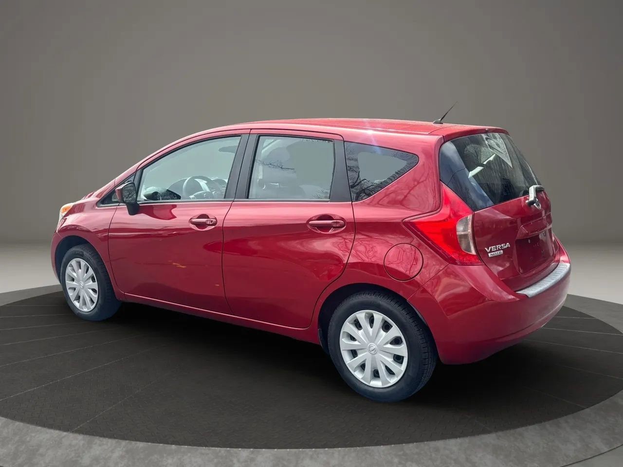 Used 2015 Nissan Versa Note S FWD image 7