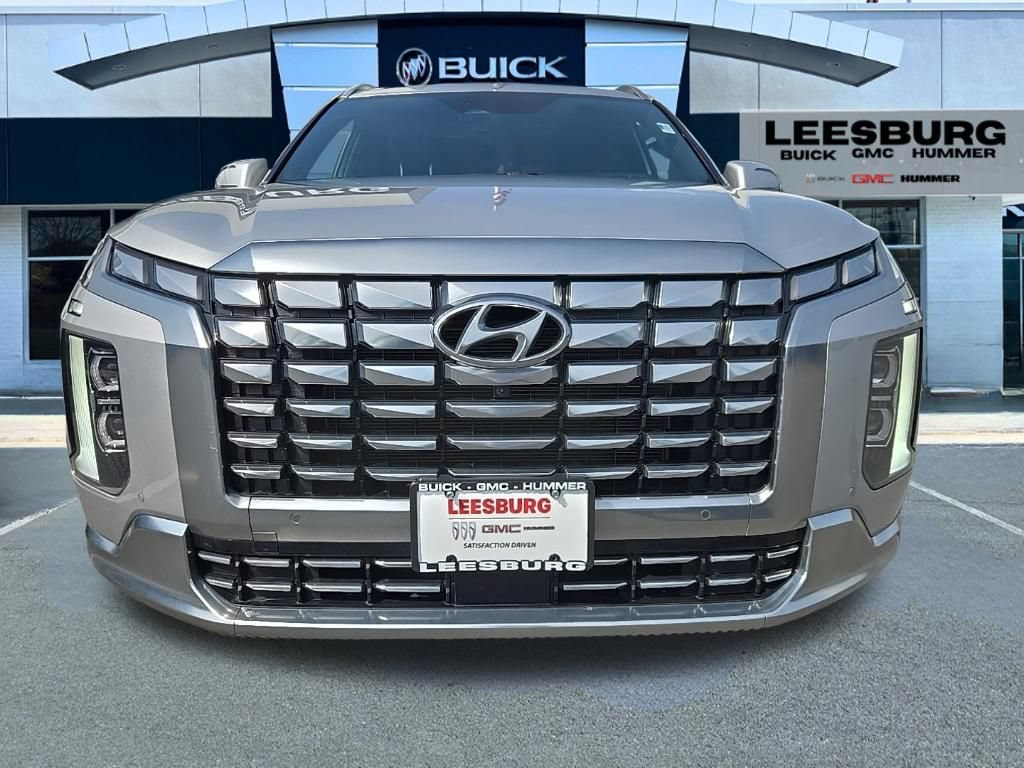 Used 2024 Hyundai Palisade Calligraphy AWD/4WD image 2