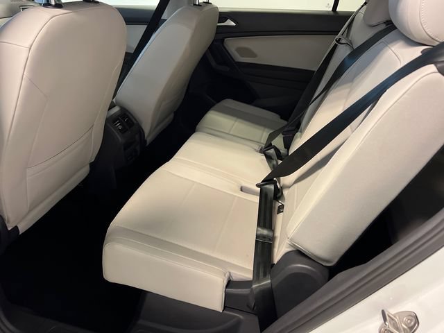 Certified 2021 Volkswagen Tiguan SE FWD image 16