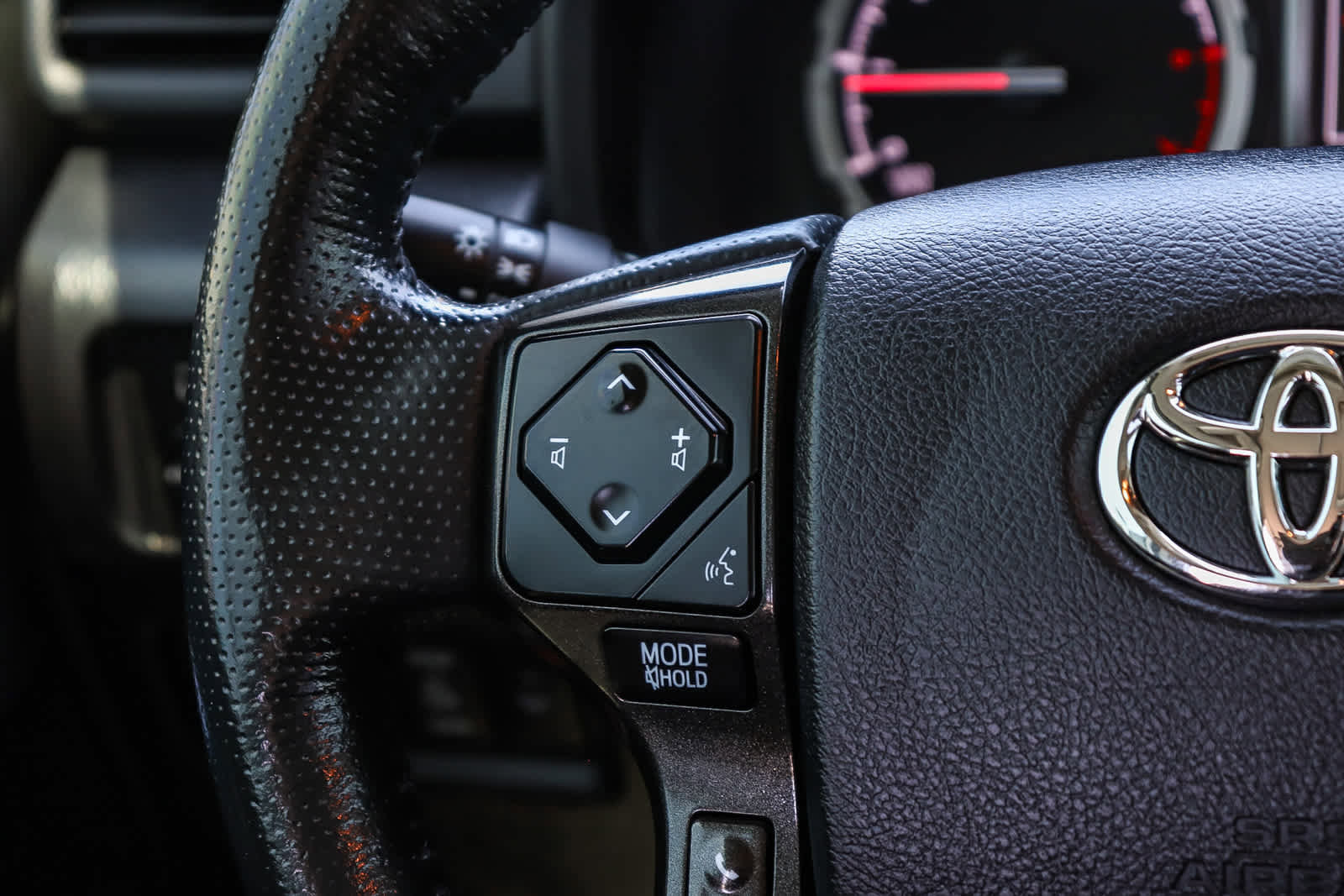 Used 2024 Toyota 4Runner TRD Off-Road Premium w/ Moonroof Package AWD/4WD image 21