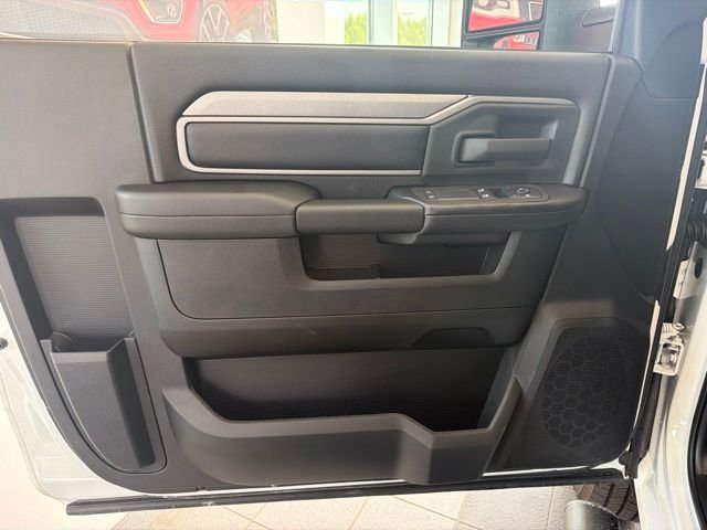 New 2026 RAM 3500 Tradesman AWD/4WD image 11