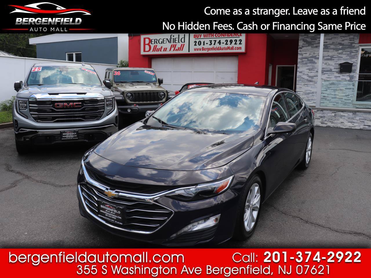 Used 2025 Chevrolet Malibu LT FWD image 1