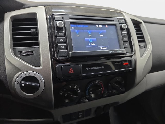 Used 2015 Toyota Tacoma 4x4 Double Cab w/ TRD Off-Road Package image 19