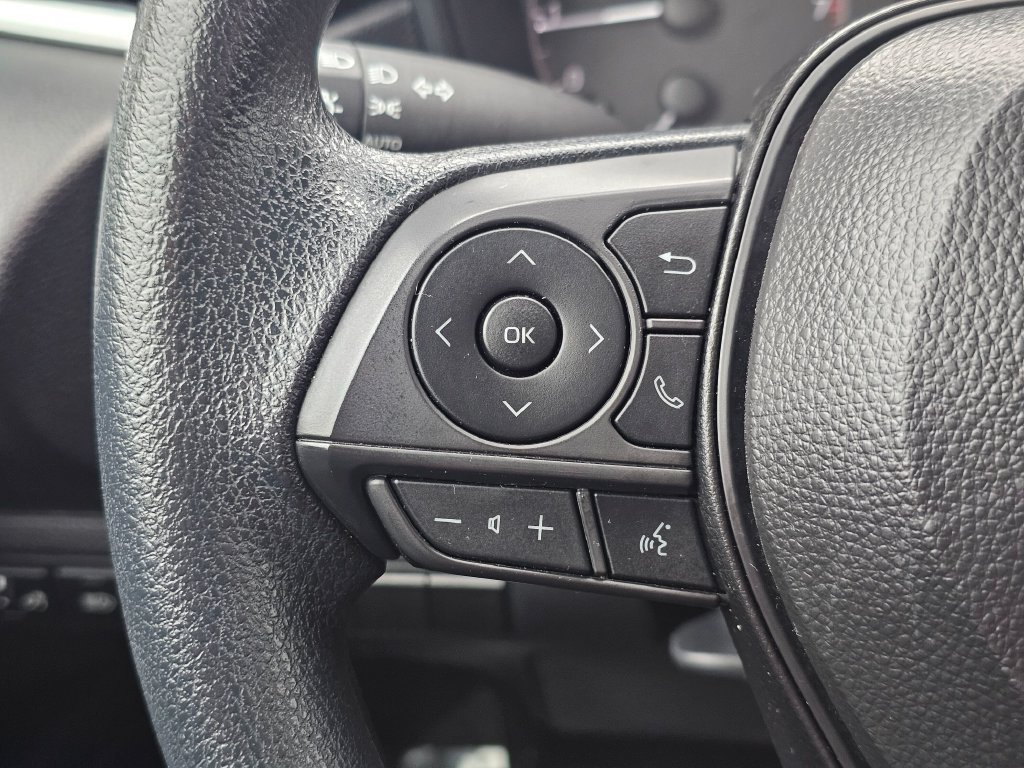 Certified 2025 Toyota Corolla LE FWD image 29