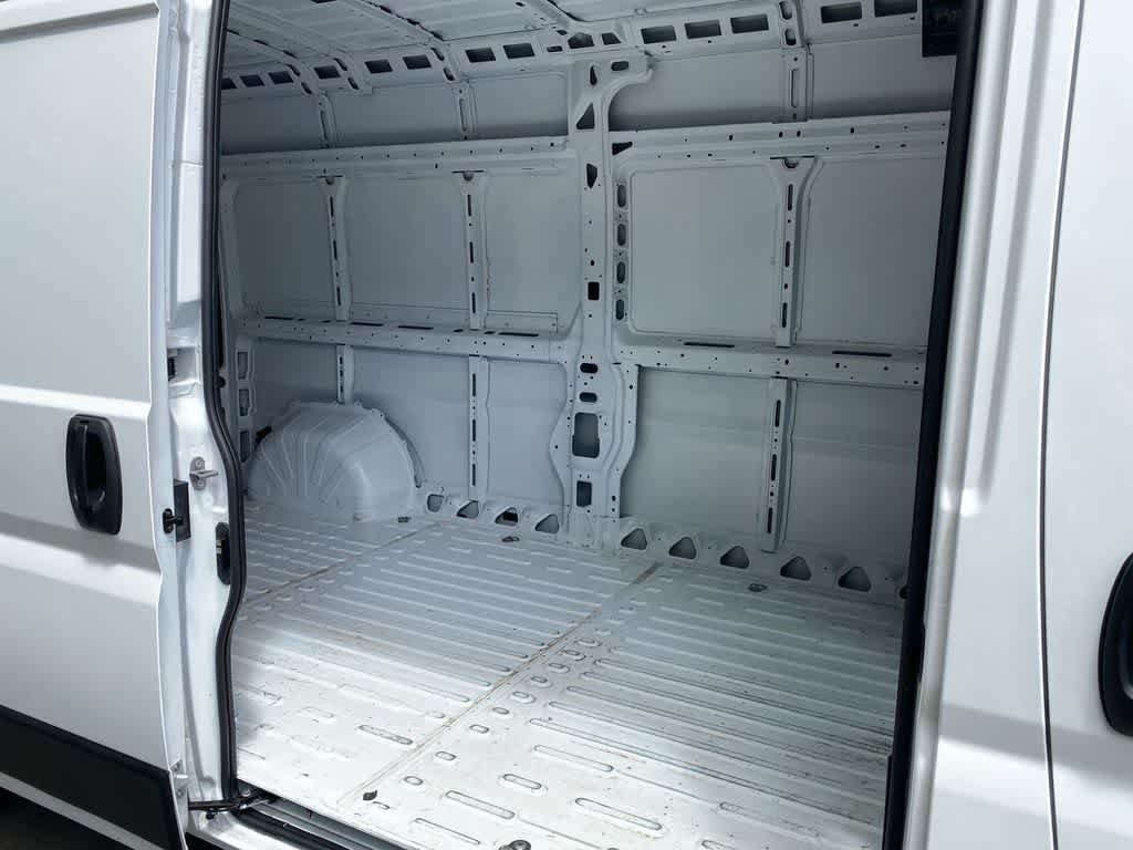 Used 2026 RAM ProMaster 2500 w/ Convenience Group FWD image 16