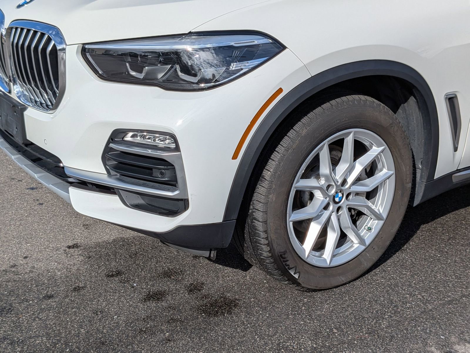 Used 2021 BMW X5 xDrive40i w/ Convenience Package image 9