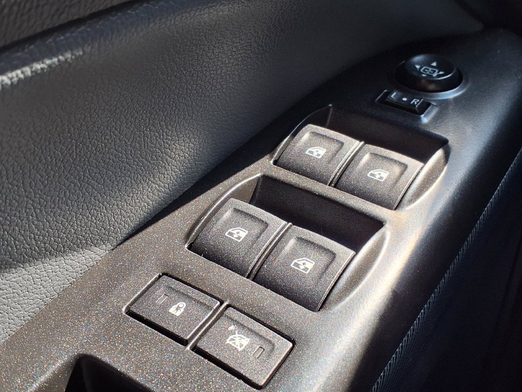 Used 2019 Chevrolet Colorado Z71 AWD/4WD image 18
