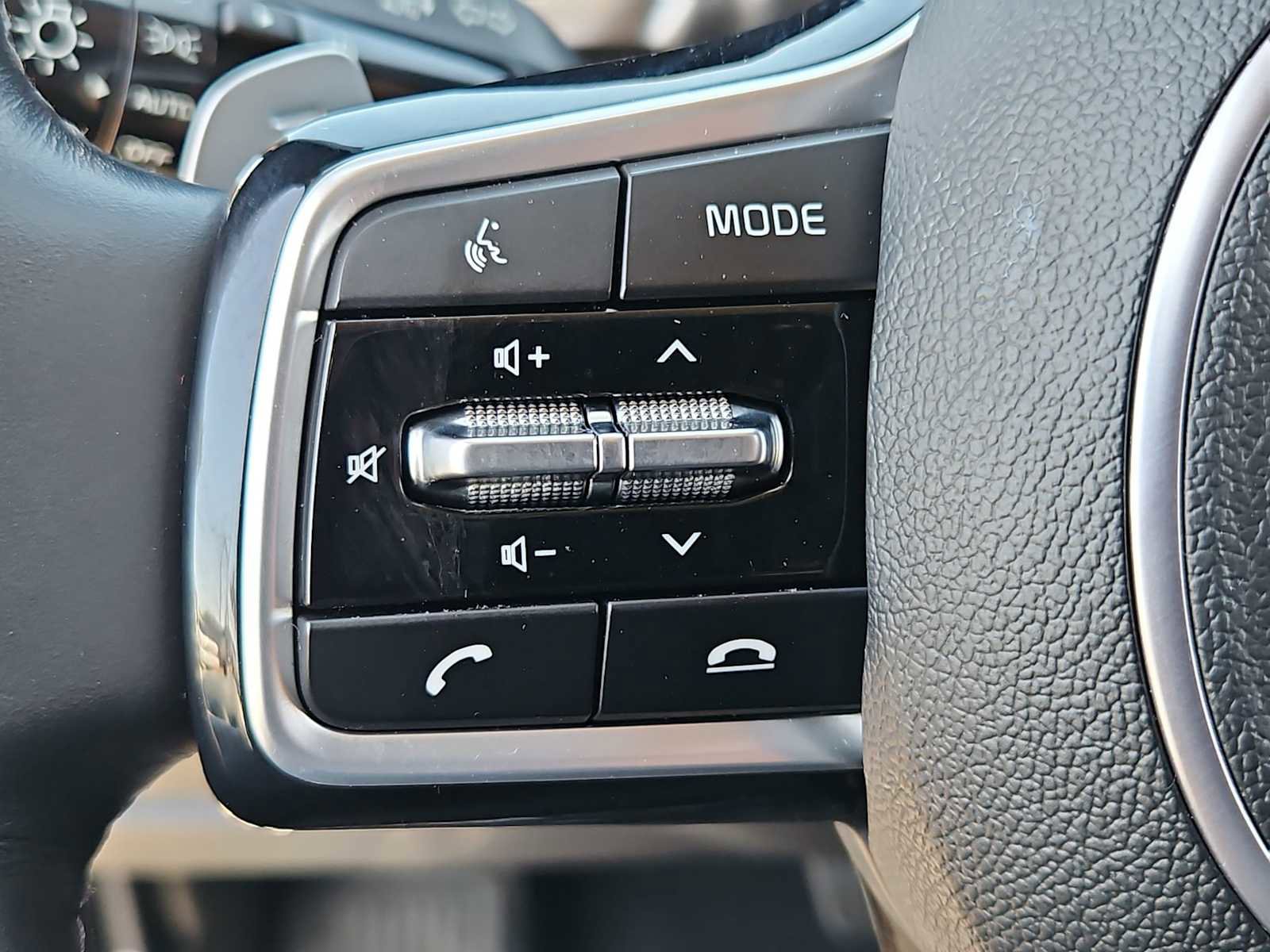 Used 2023 Kia Sorento EX FWD image 23