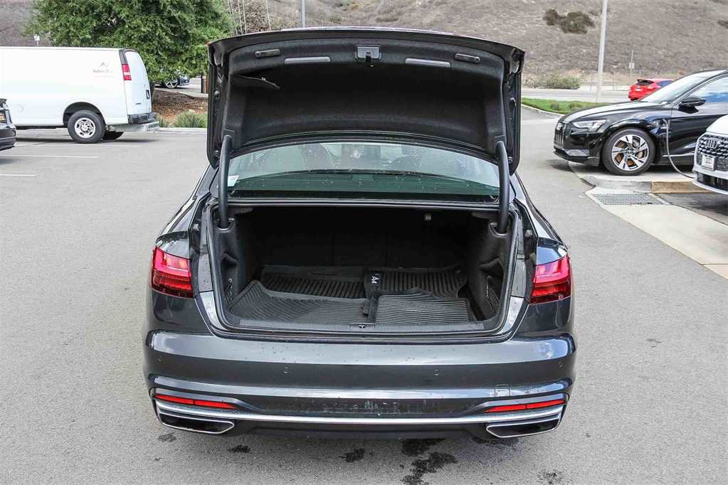 Used 2023 Audi A4 2.0T Premium w/ Convenience Package image 26