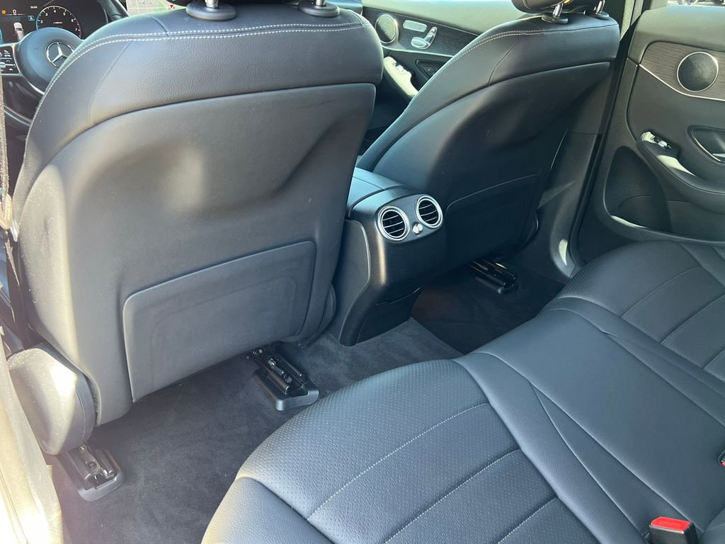 Used 2022 Mercedes-Benz GLC 300 4MATIC w/ Driver Assistance Package image 34