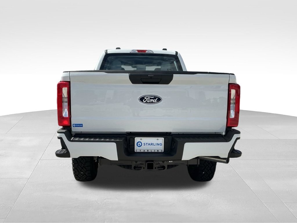 New 2027 Ford F250 XL w/ Tremor Off-Road Package AWD/4WD image 4