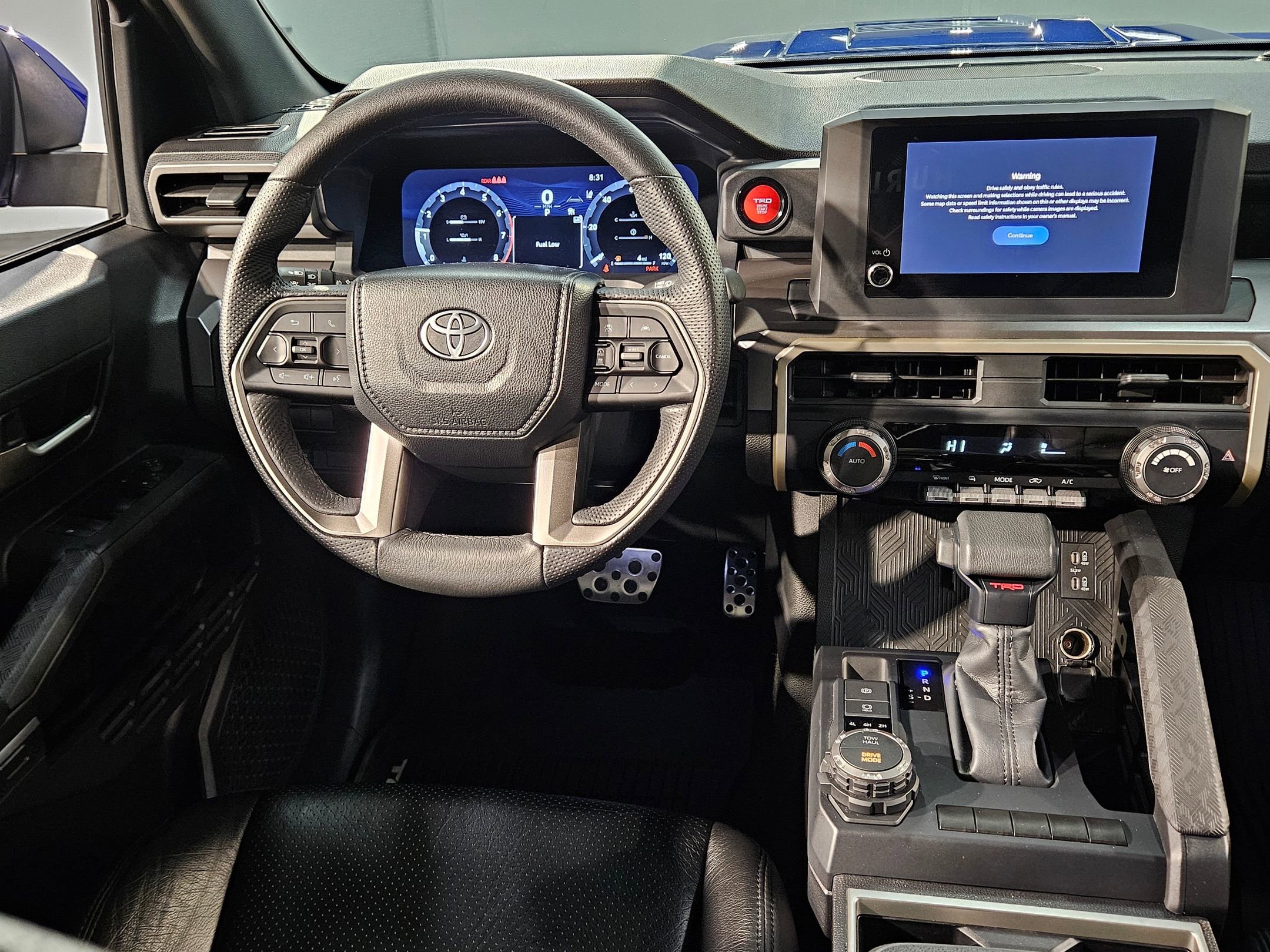 Used 2024 Toyota Tacoma TRD Sport image 9