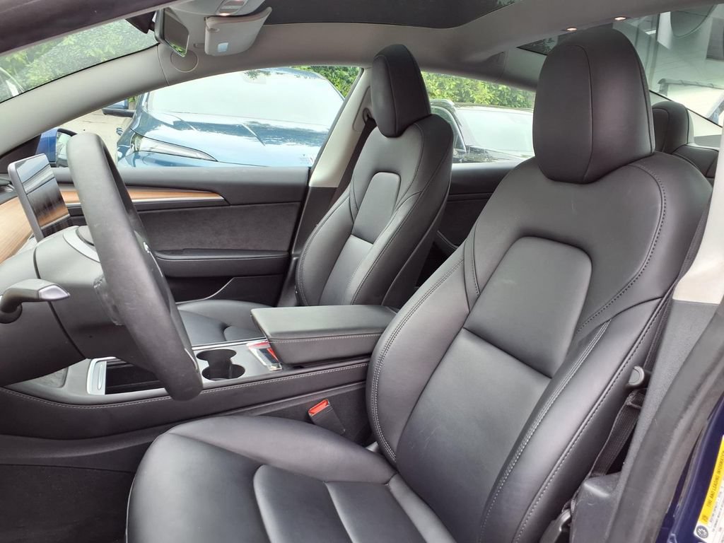 Used 2023 Tesla Model 3 Standard Range RWD image 10