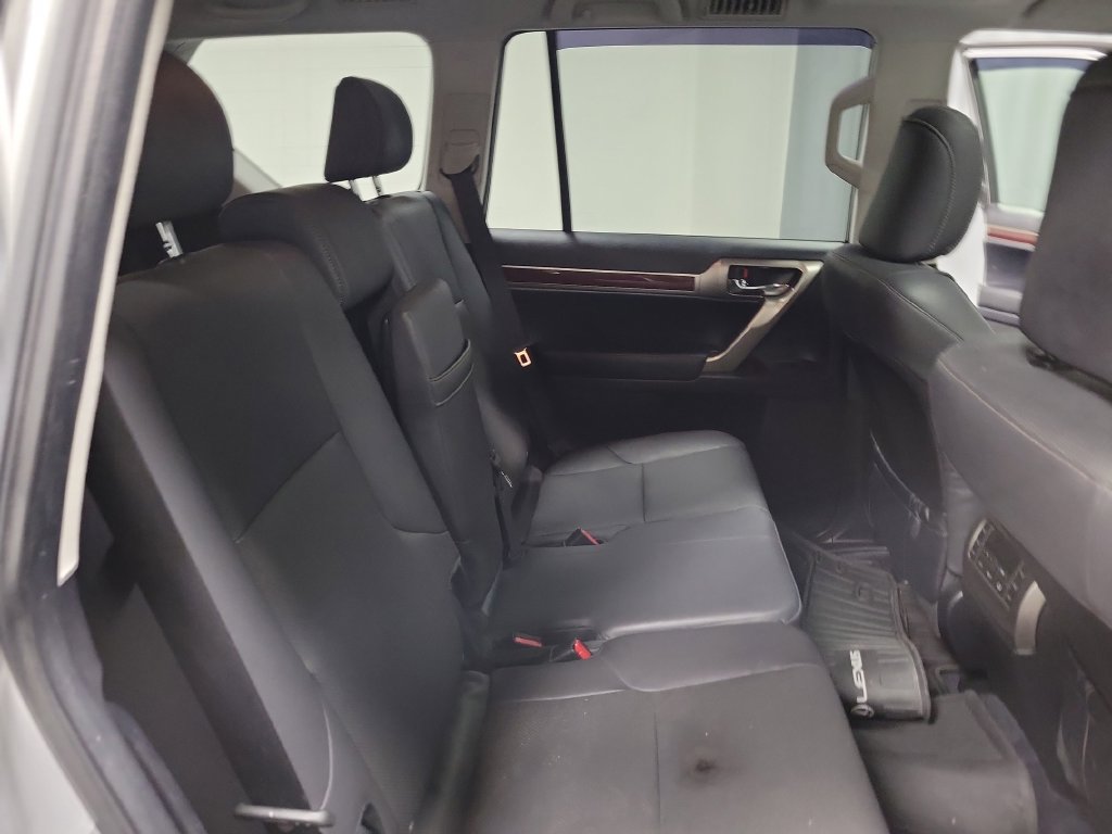 Used 2019 Lexus GX 460 Premium AWD/4WD image 32