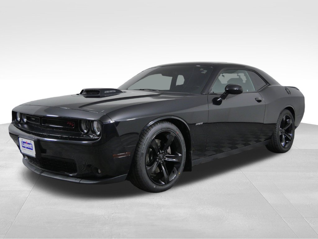 Used 2016 Dodge Challenger R/T Plus RWD image 5