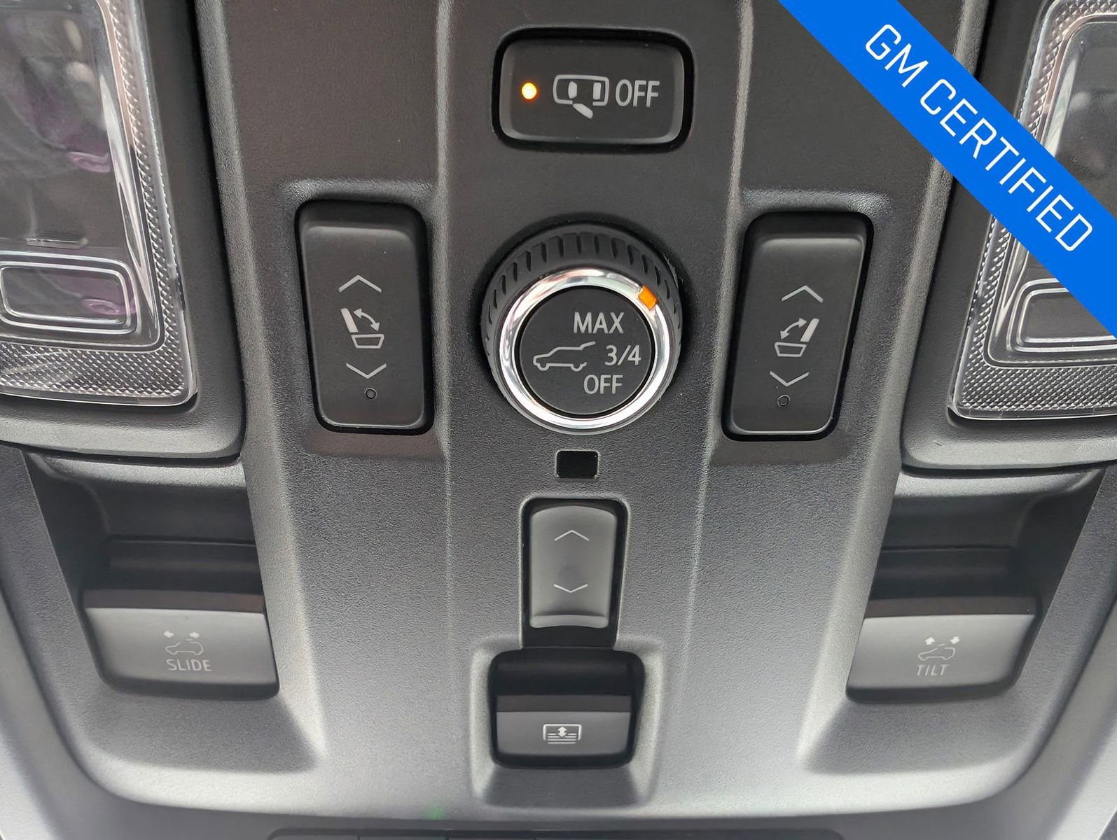 Used 2025 GMC Yukon AT4 Ultimate w/ LPO, Floor Liner Package image 21