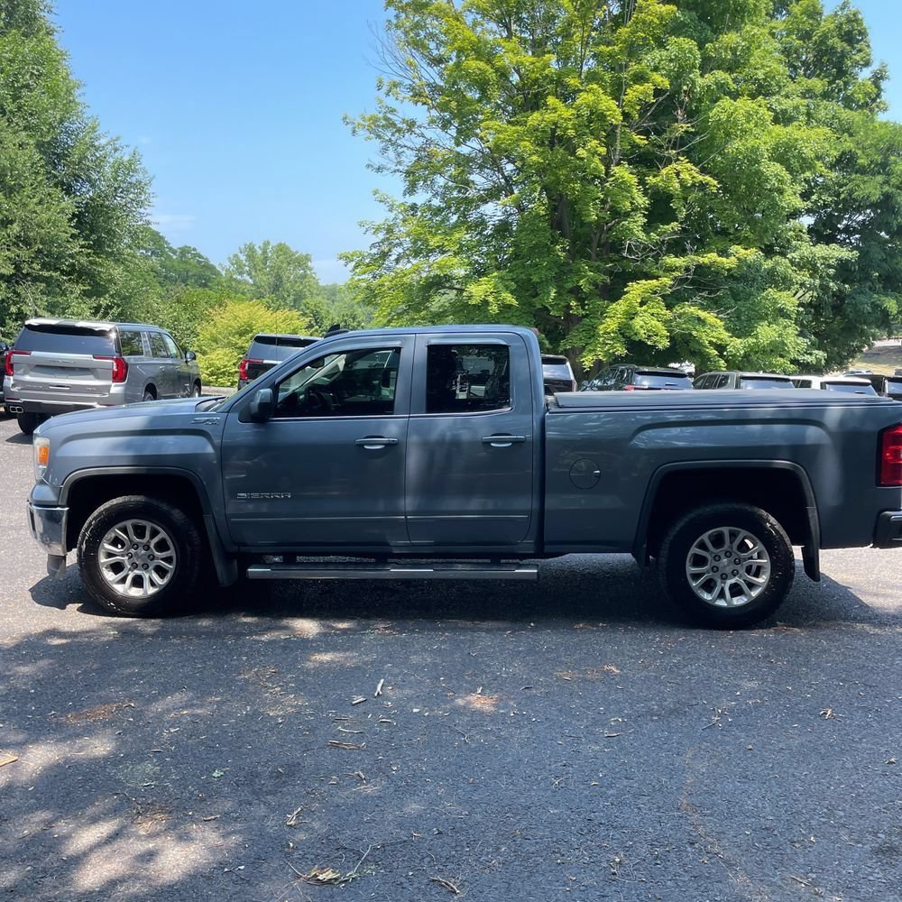 Used 2015 GMC Sierra 1500 SLE w/ SLE Value Package AWD/4WD image 5