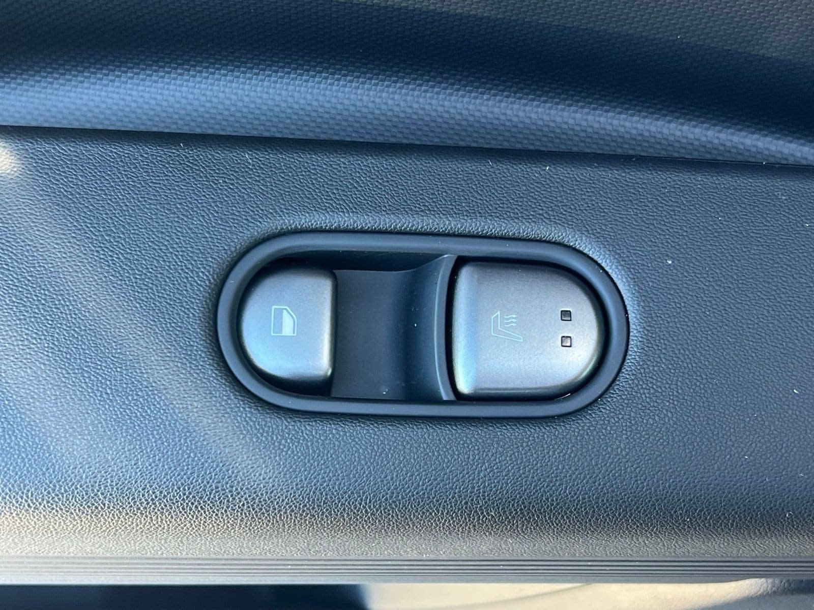 New 2025 Hyundai Ioniq 5 SEL RWD image 18