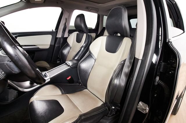 Used 2017 Volvo XC60 T6 Dynamic w/ Advanced Package AWD/4WD image 20