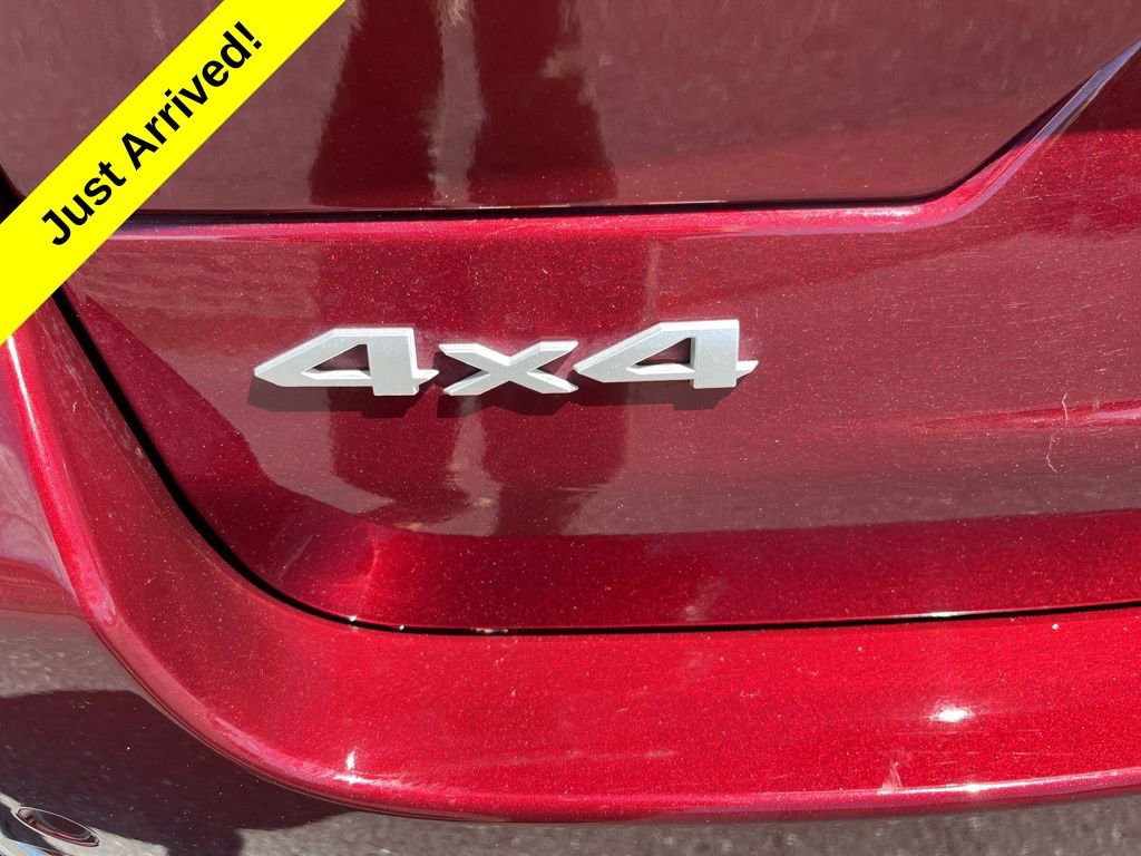 Used 2024 Jeep Grand Cherokee Laredo w/ Trailer Tow Package image 15