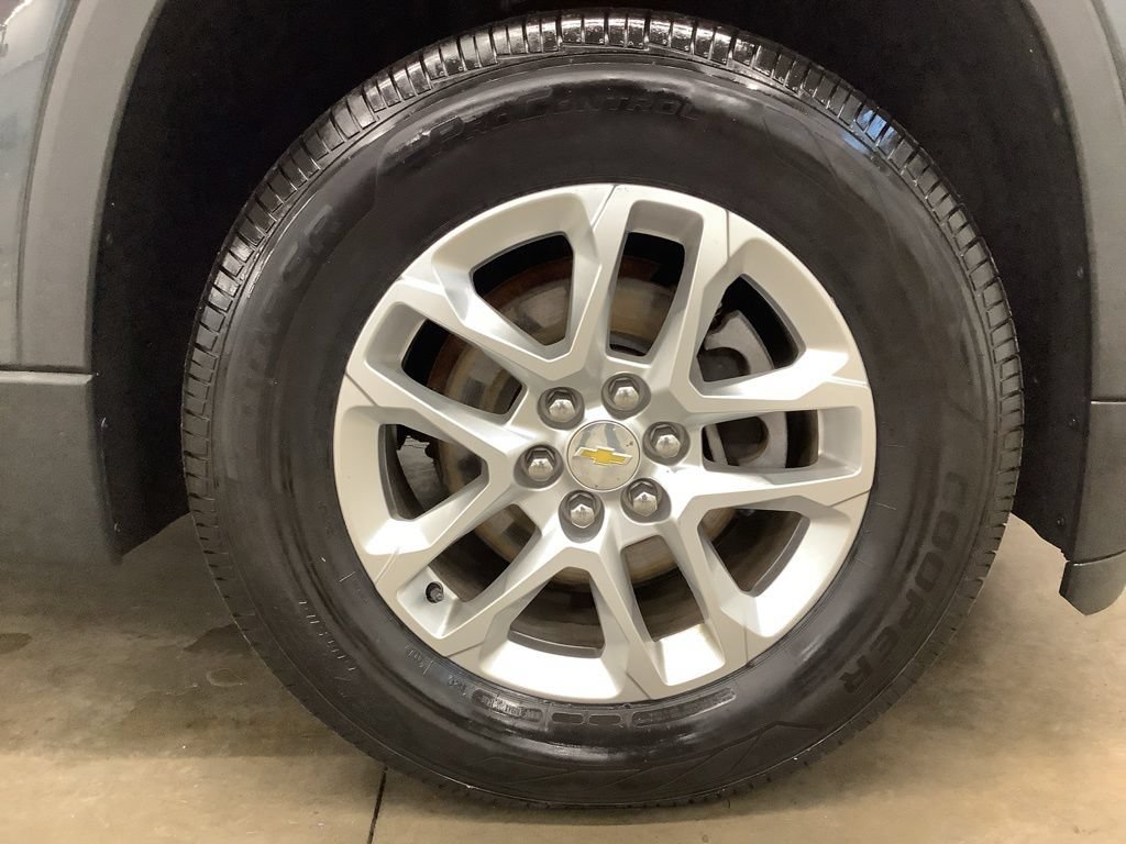 Used 2019 Chevrolet Traverse LT FWD image 23