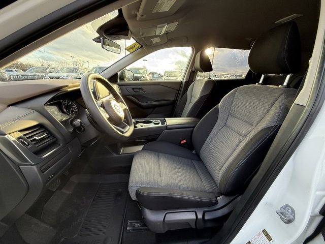 Certified 2021 Nissan Rogue S image 14