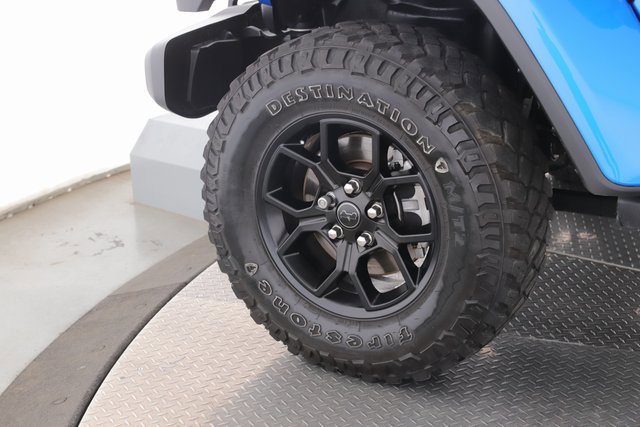 Used 2024 Jeep Gladiator Sport image 13