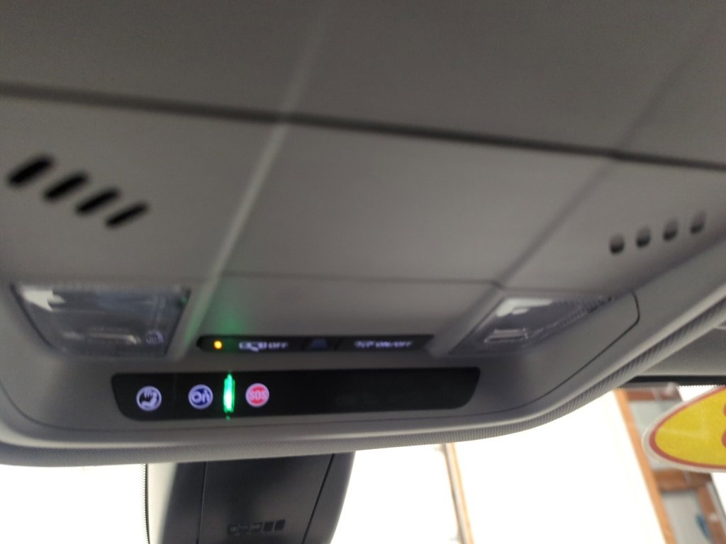 Used 2023 GMC Acadia SLE w/ Driver Convenience Package image 21